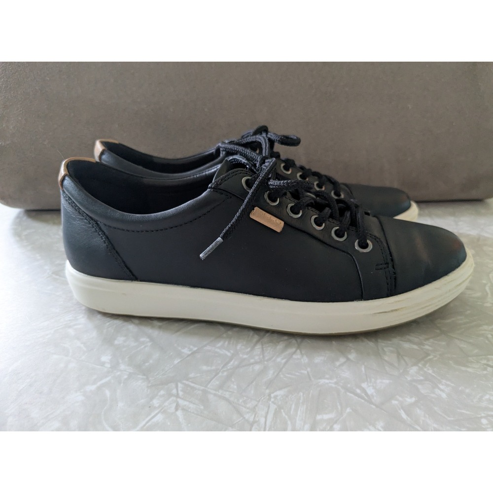 ECCO Soft 7 Womens Black Leather Low Top Sneakers Size 38 US 7-7.5 Minimalist